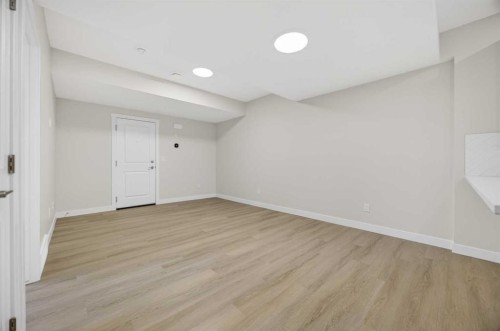 67 Versant Way Sw, Calgary, AB - Indoor Photo Showing Other Room