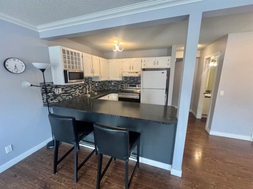 123 Country Hills Villas Nw, Calgary, AB 