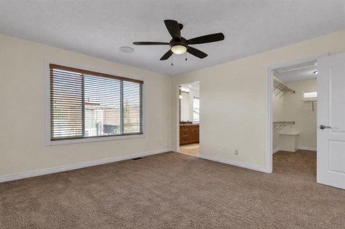 8 Legacy Terrace Se, Calgary, AB - Indoor Photo Showing Other Room