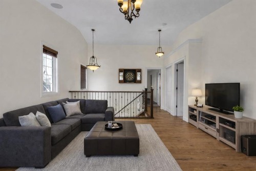 8 Legacy Terrace Se, Calgary, AB - Indoor Photo Showing Living Room