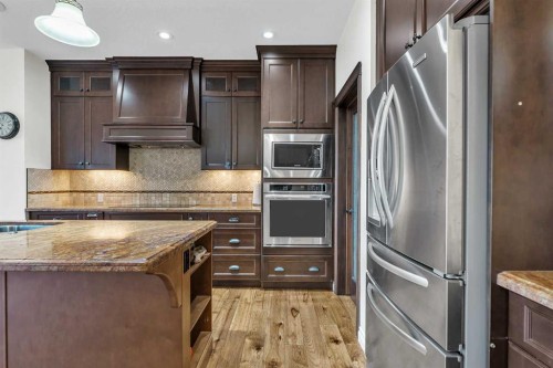 8 Legacy Terrace Se, Calgary, AB - Indoor Photo Showing Kitchen With Upgraded Kitchen