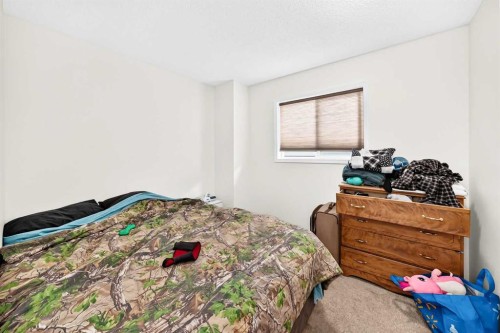 208 Erin Meadow Green Se, Calgary, AB 