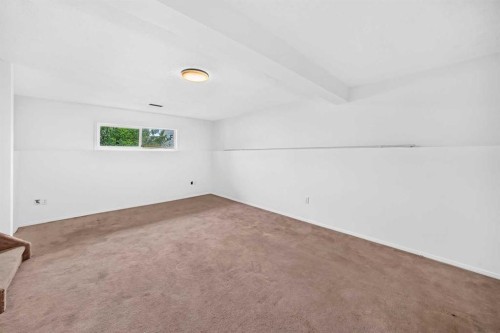 208 Erin Meadow Green Se, Calgary, AB 