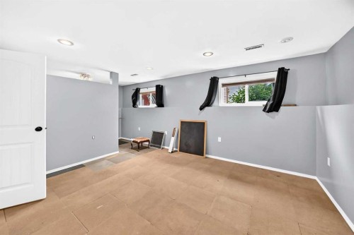 208 Erin Meadow Green Se, Calgary, AB 