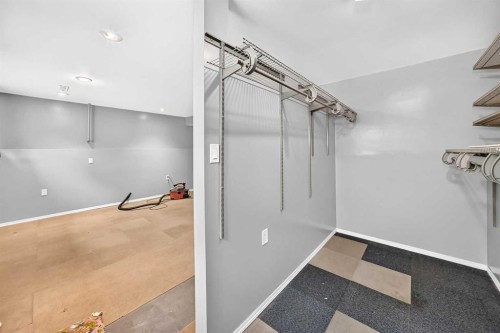 208 Erin Meadow Green Se, Calgary, AB 