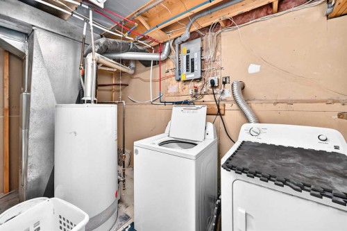 208 Erin Meadow Green Se, Calgary, AB 