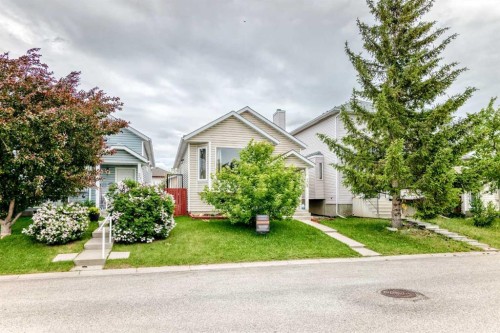 208 Erin Meadow Green Se, Calgary, AB 