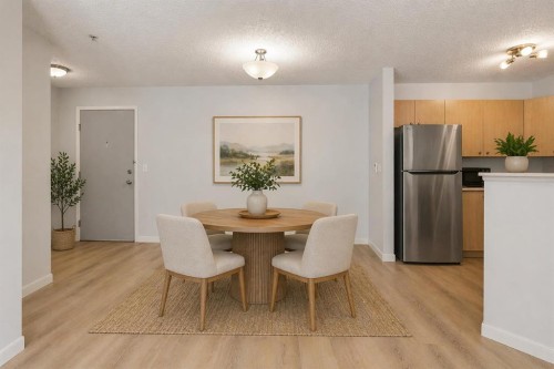3109-4975 130 Avenue Se, Calgary, AB - Indoor Photo Showing Dining Room