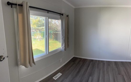 206 Polar Avenue, High River, AB 