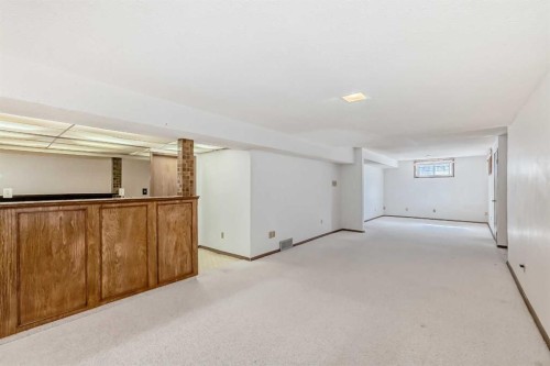 183 Dalcastle Way Nw, Calgary, AB - Indoor