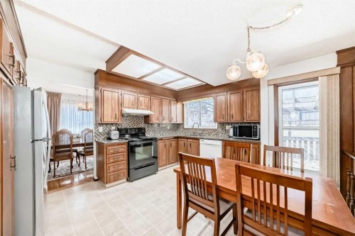 183 Dalcastle Way Nw, Calgary, AB - Indoor