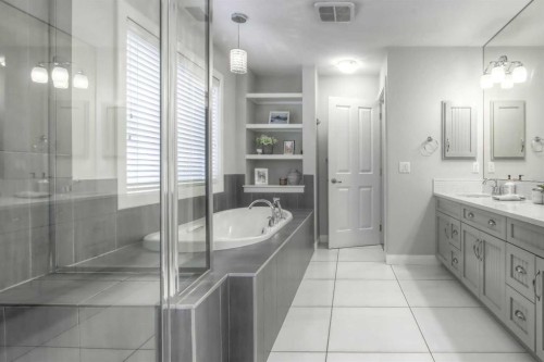 54 Silverado Plains Common Sw, Calgary, AB - Indoor Photo Showing Bathroom