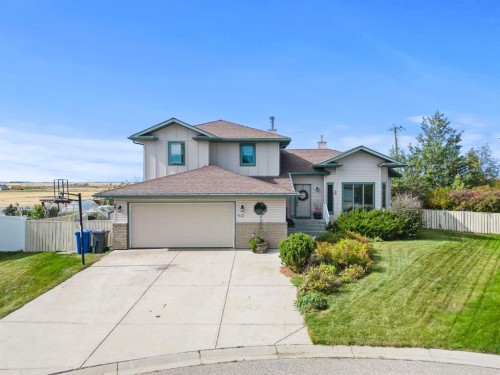 412 Harrison Court  Crossfield, AB T0M 0S0