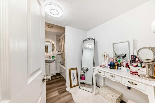 244 Coverdale Court Ne, Calgary, AB - Indoor Photo Showing Other Room