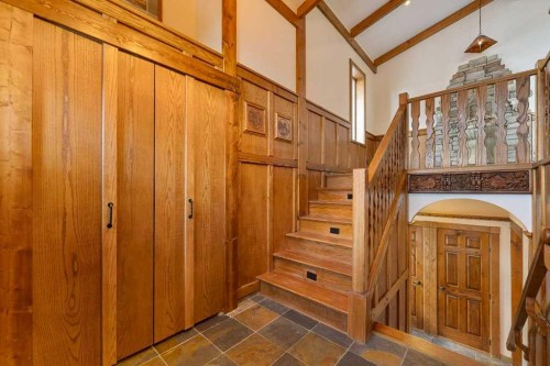 764 East Chestermere Drive, Chestermere, AB - Indoor Photo Showing Other Room