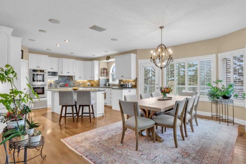 216 Evergreen Heath Sw, Calgary, AB - Indoor Photo Showing Dining Room