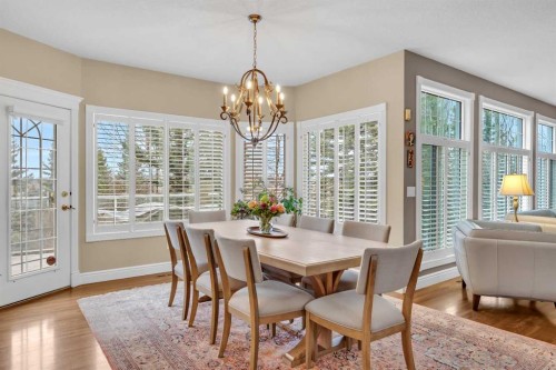 216 Evergreen Heath Sw, Calgary, AB - Indoor Photo Showing Dining Room