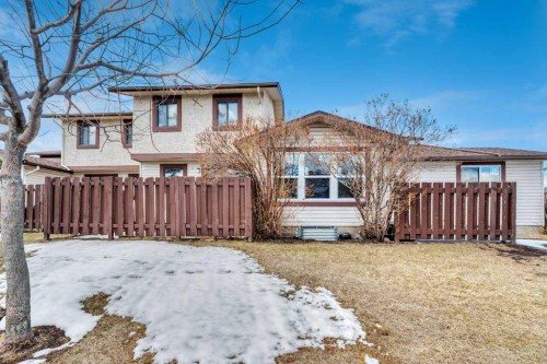 8-75 Templemont Way Ne, Calgary, AB - Outdoor