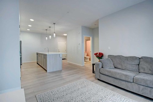 5121-20295 Seton Way Se, Calgary, AB - Indoor Photo Showing Living Room