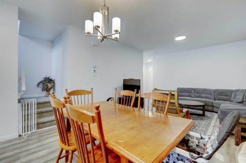 314 Midgrove Link Sw, Airdrie, AB - Indoor Photo Showing Dining Room