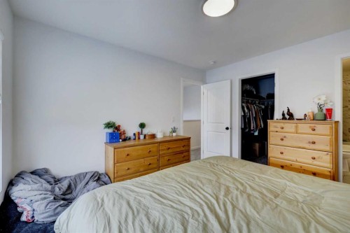 314 Midgrove Link Sw, Airdrie, AB - Indoor Photo Showing Bedroom