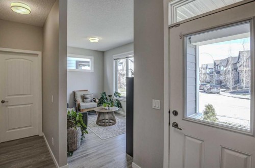 52 Masters Link Se, Calgary, AB - Indoor Photo Showing Other Room