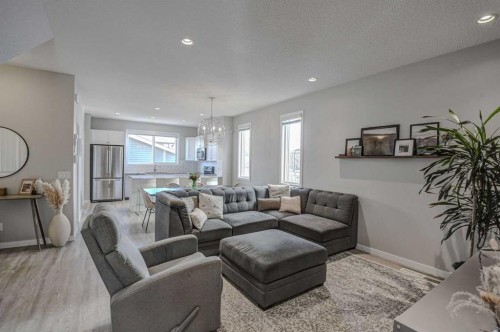 52 Masters Link Se, Calgary, AB - Indoor Photo Showing Living Room