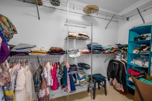 233 Cranarch Common Se, Calgary, AB - Indoor With Storage