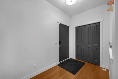 233 Cranarch Common Se, Calgary, AB - Indoor Photo Showing Other Room