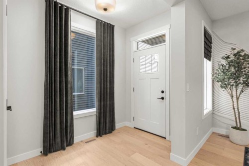 291 Rivercrest Way, Cochrane, AB - Indoor Photo Showing Other Room