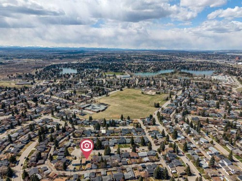 36 Lake Twintree Place Se, Calgary, AB - Outdoor With View