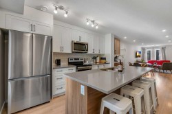 312-19500 37 Street SE Calgary, AB T3M 2W9