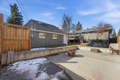 719 Allden Place Se, Calgary, AB - Outdoor