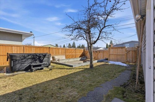 719 Allden Place Se, Calgary, AB - Outdoor
