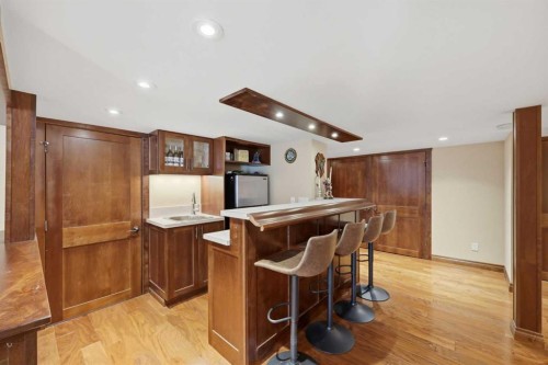 729 Woodbriar Place Sw, Calgary, AB - Indoor Photo Showing Other Room