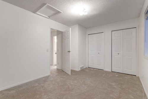 33 Martindale Court Ne, Calgary, AB - Indoor Photo Showing Other Room