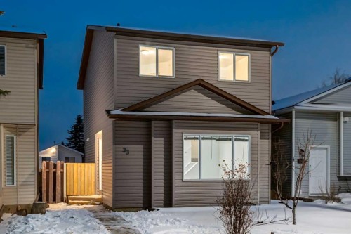 33 Martindale Court Ne, Calgary, AB - Outdoor With Exterior