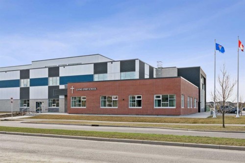 1565 Legacy Circle Se, Calgary, AB - Outdoor