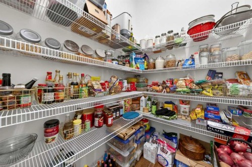 192 Cityspring Way Ne, Calgary, AB - Indoor With Storage