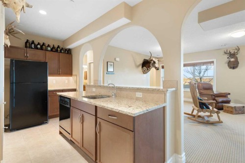 70 Muirfield Boulevard, Lyalta, AB - Indoor Photo Showing Kitchen