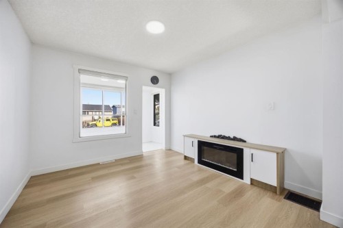 1503 Child Avenue Ne, Calgary, AB - Indoor