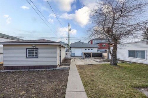 1503 Child Avenue Ne, Calgary, AB - Outdoor
