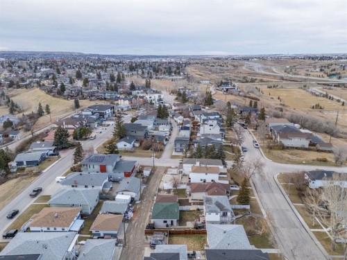 1503 Child Avenue Ne, Calgary, AB - Outdoor With View