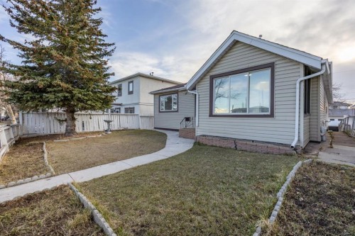 1503 Child Avenue Ne, Calgary, AB - Outdoor
