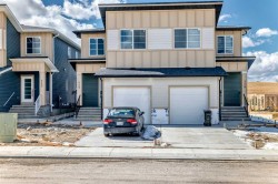 117 Baysprings Gardens SWAirdrie, AB T4B 5C6