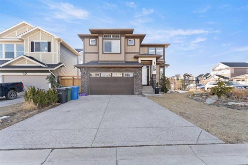 129 Kinniburgh Gardens  Chestermere, AB T1X 0R7