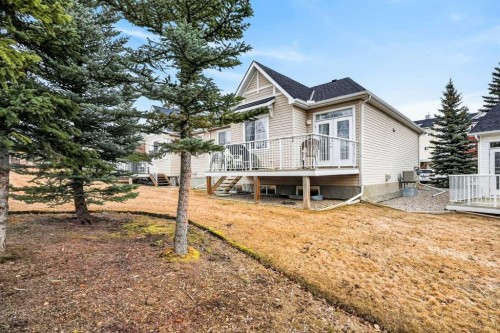 8 Tucker Circle, Okotoks, AB 