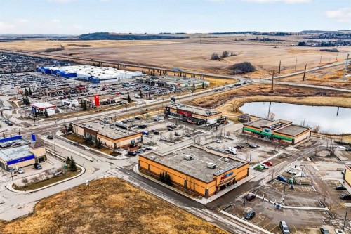 8 Tucker Circle, Okotoks, AB 