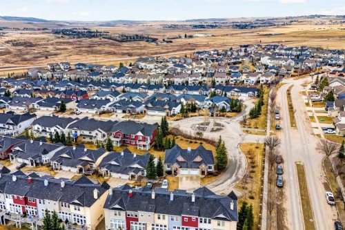 8 Tucker Circle, Okotoks, AB 