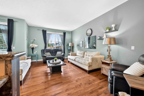 8 Tucker Circle, Okotoks, AB 